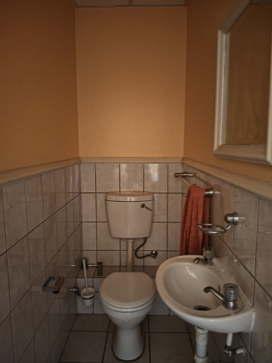 To Let commercial Property for Rent in Capricorn Western Cape